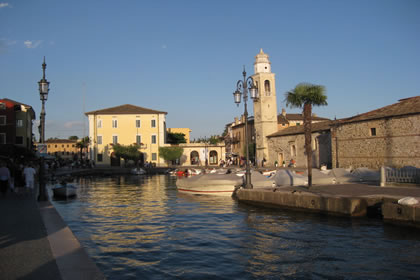Lazise the old port