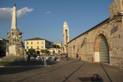 Lazise the old town