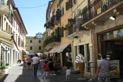 Peschiera the old town