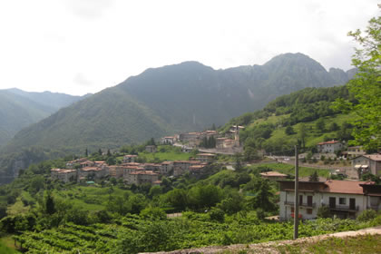 Tremosine panoramic view of the fraction of Sermerio